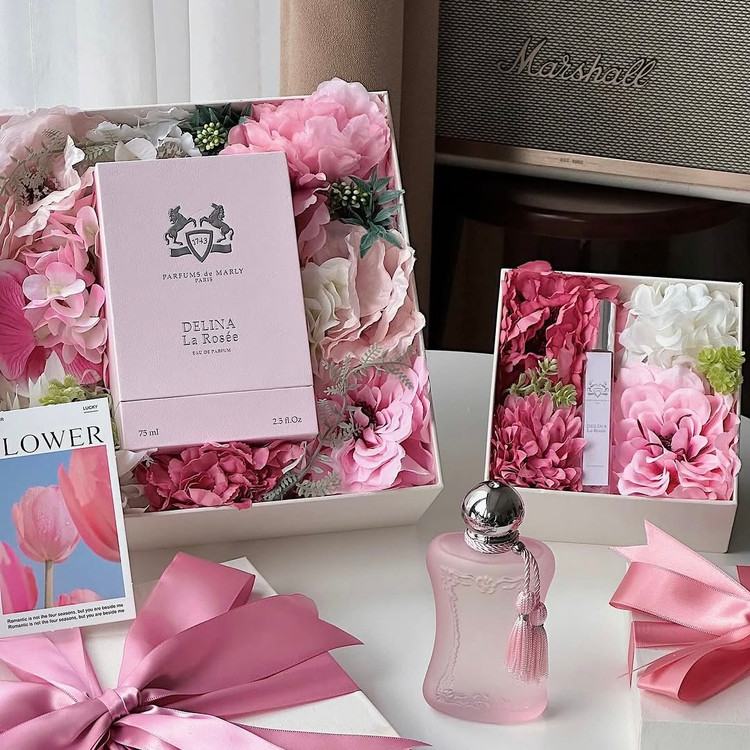 مارلی دلینا لا رزه Marly Delina La Rose