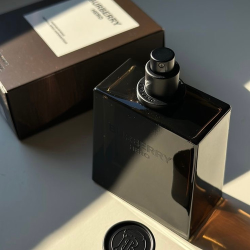 عطر باربری هیرو پارفوم | Burberry Hero Parfum
