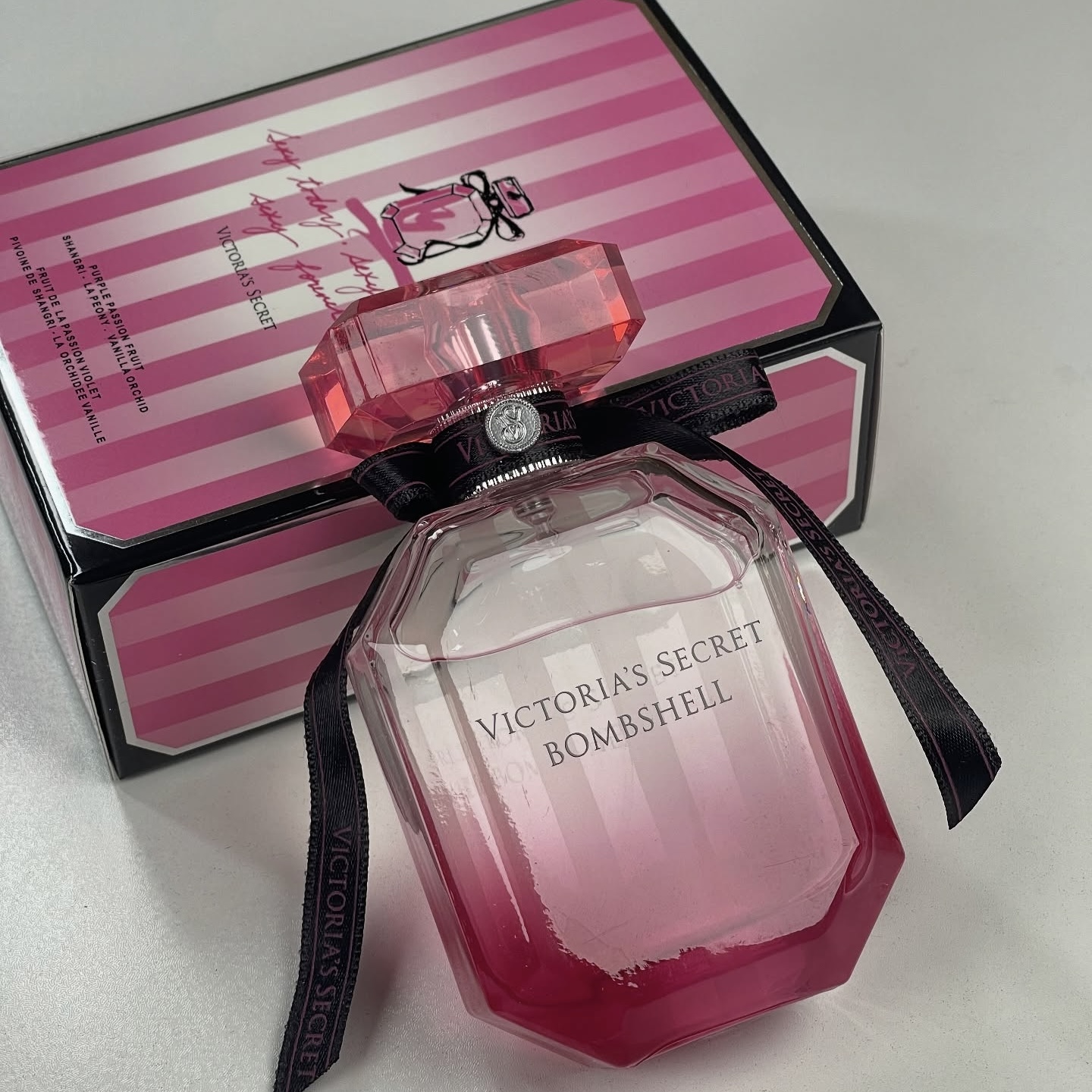 عطر ویکتوریا سکرت بامبشل Victoria’s Secret Bombshell