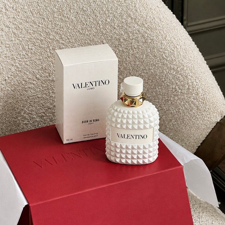 عطر والنتینو اومو بورن این روما آیوری | Valentino Uomo Born in Roma Ivory