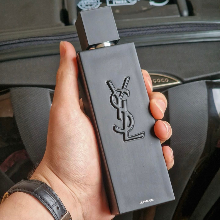 عطر ایو سن لورن مایسلف له پارفوم | Yves Saint Laurent MYSLF Le Parfum